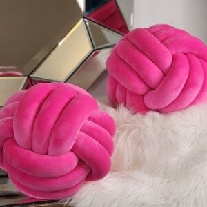 2pc Pink Velvet Knot Pillow set
